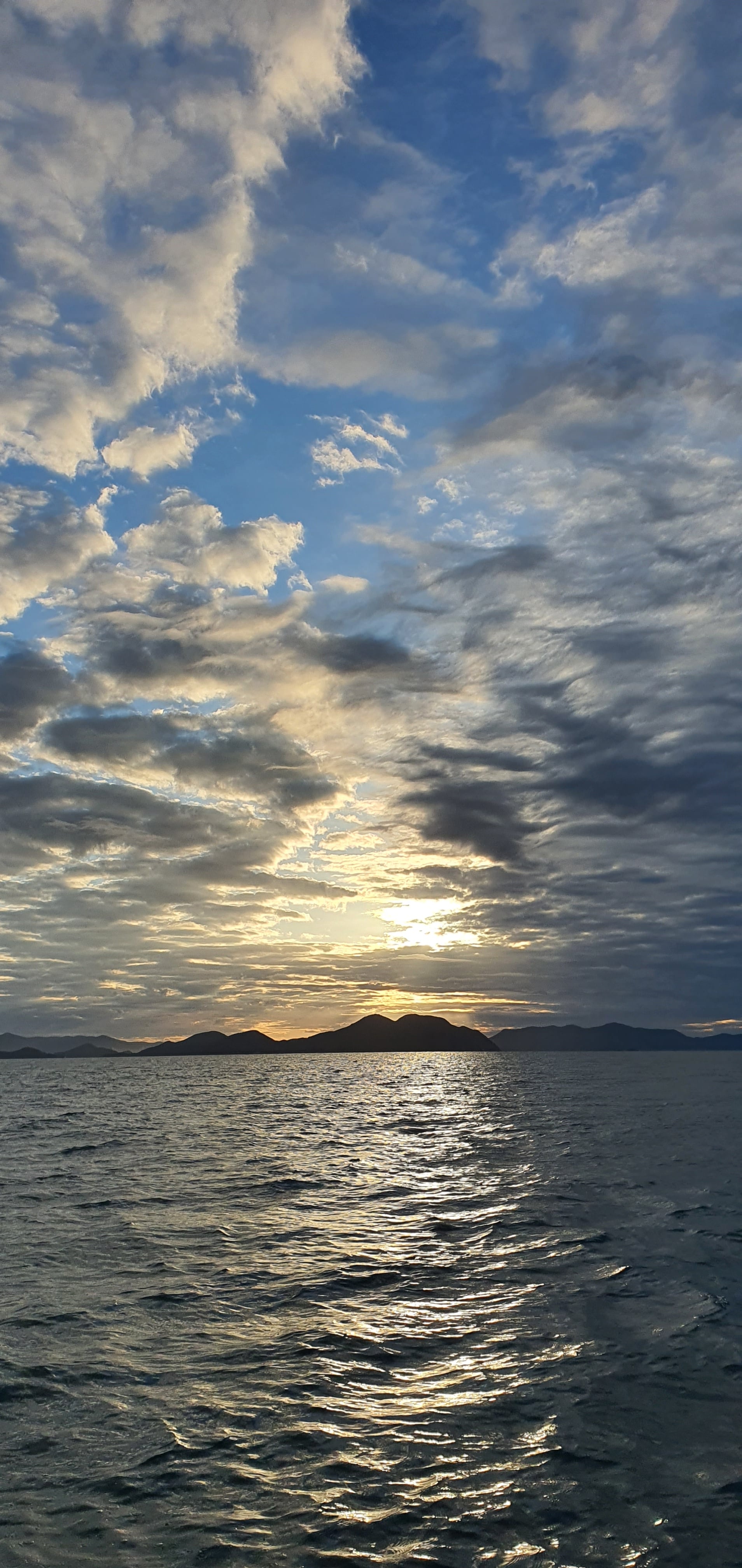 남해 바다 석양